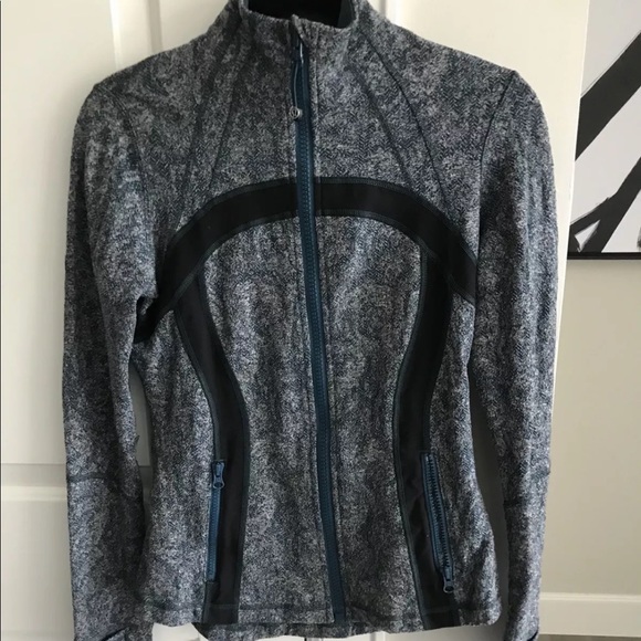 lululemon athletica Jackets & Blazers - 🖤sold🖤 Lululemon Define jacket Alberta lake rose